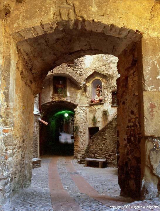 B&B Il Libro Verde Dolceacqua Eksteriør bilde